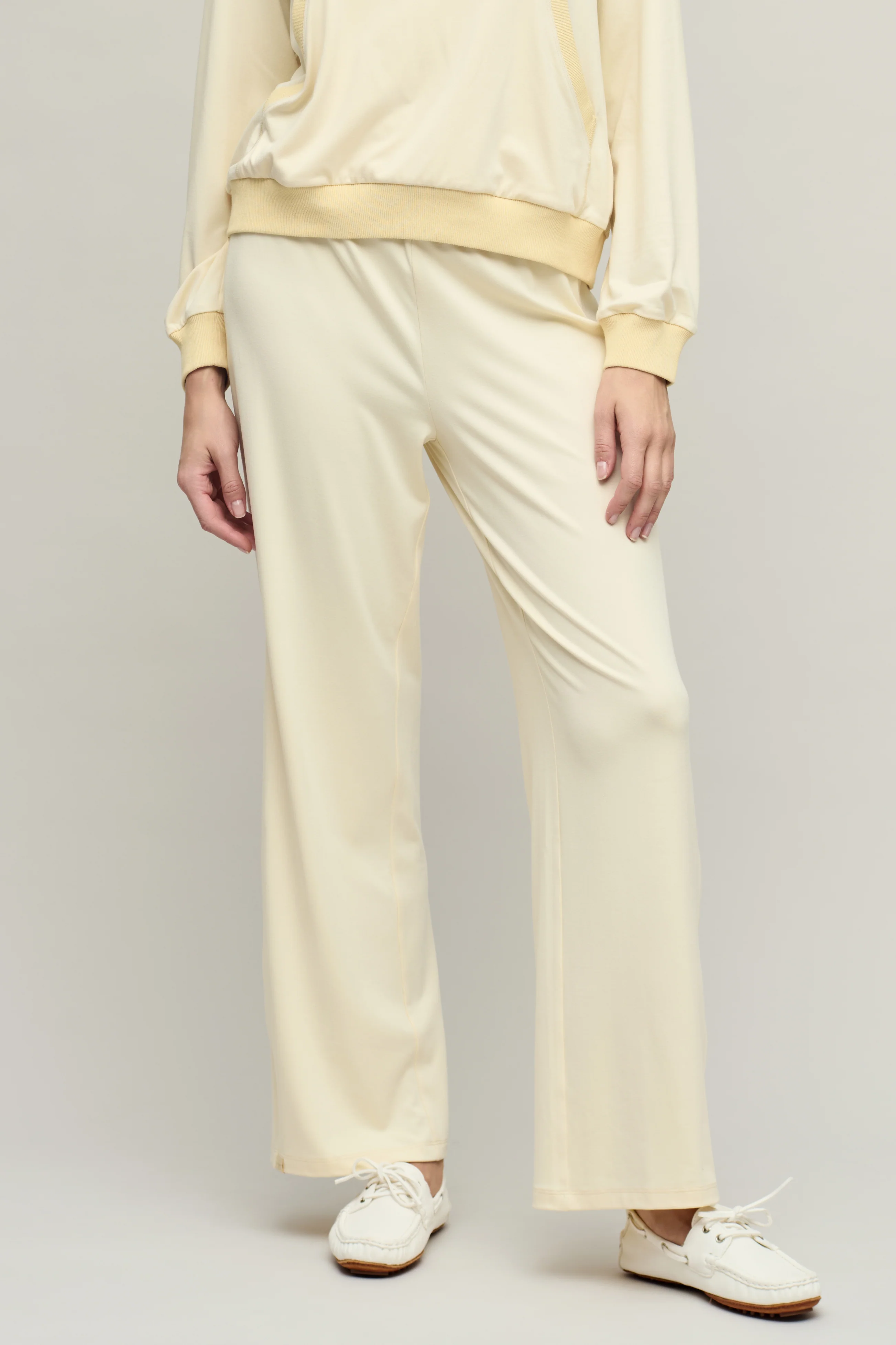 Butterchic Pant With Piping