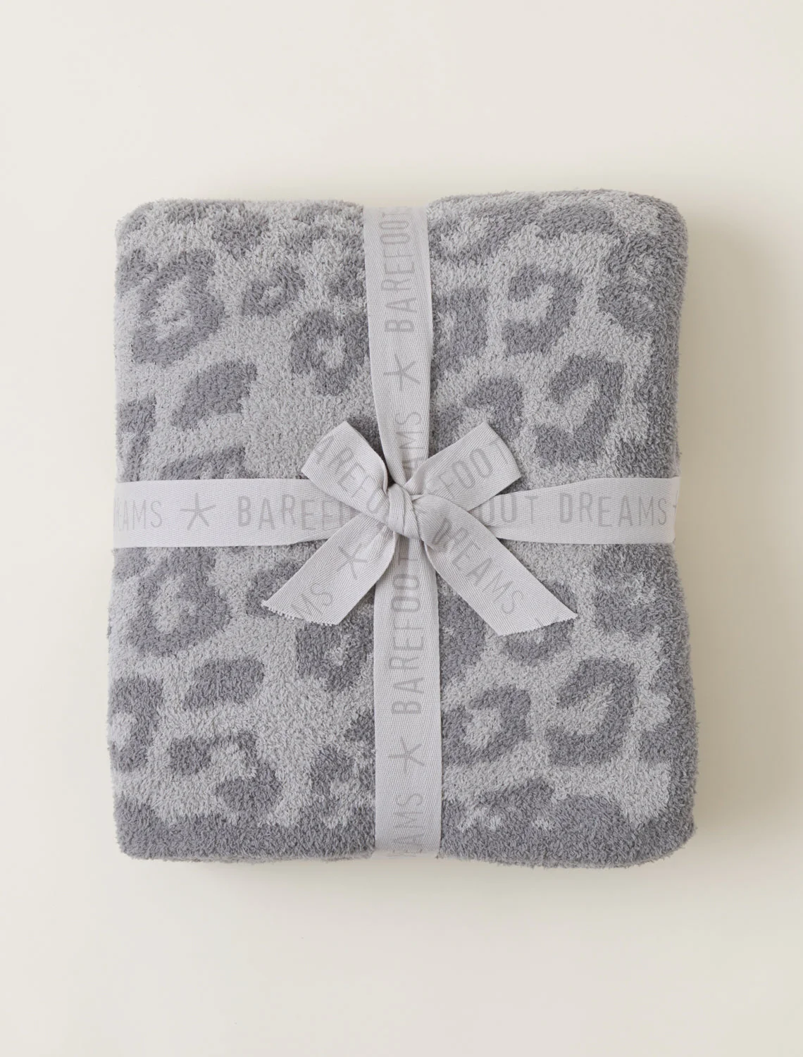 CozyChic® Barefoot in the Wild® Throw - Image 13