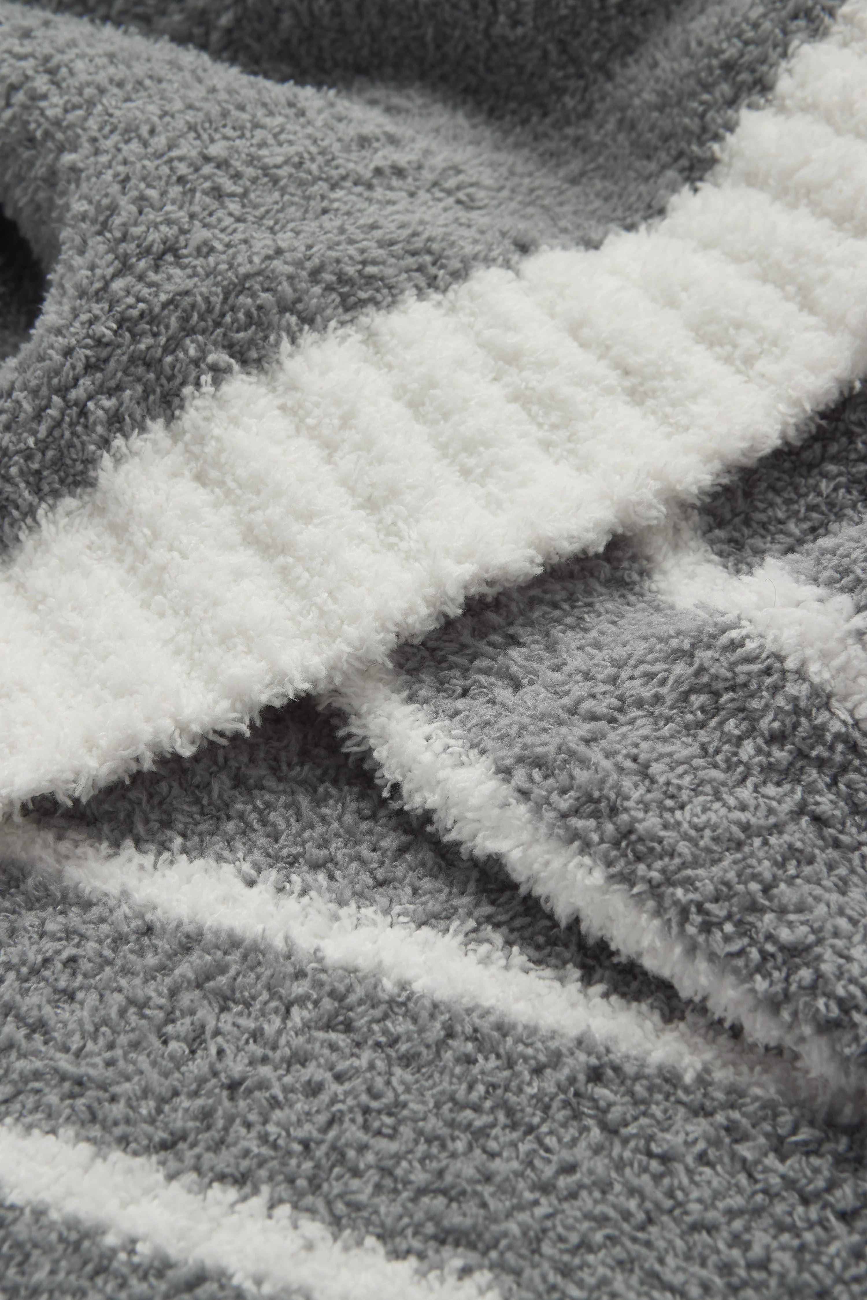 CozyChic® Horizontal Stripe Blanket - Image 4