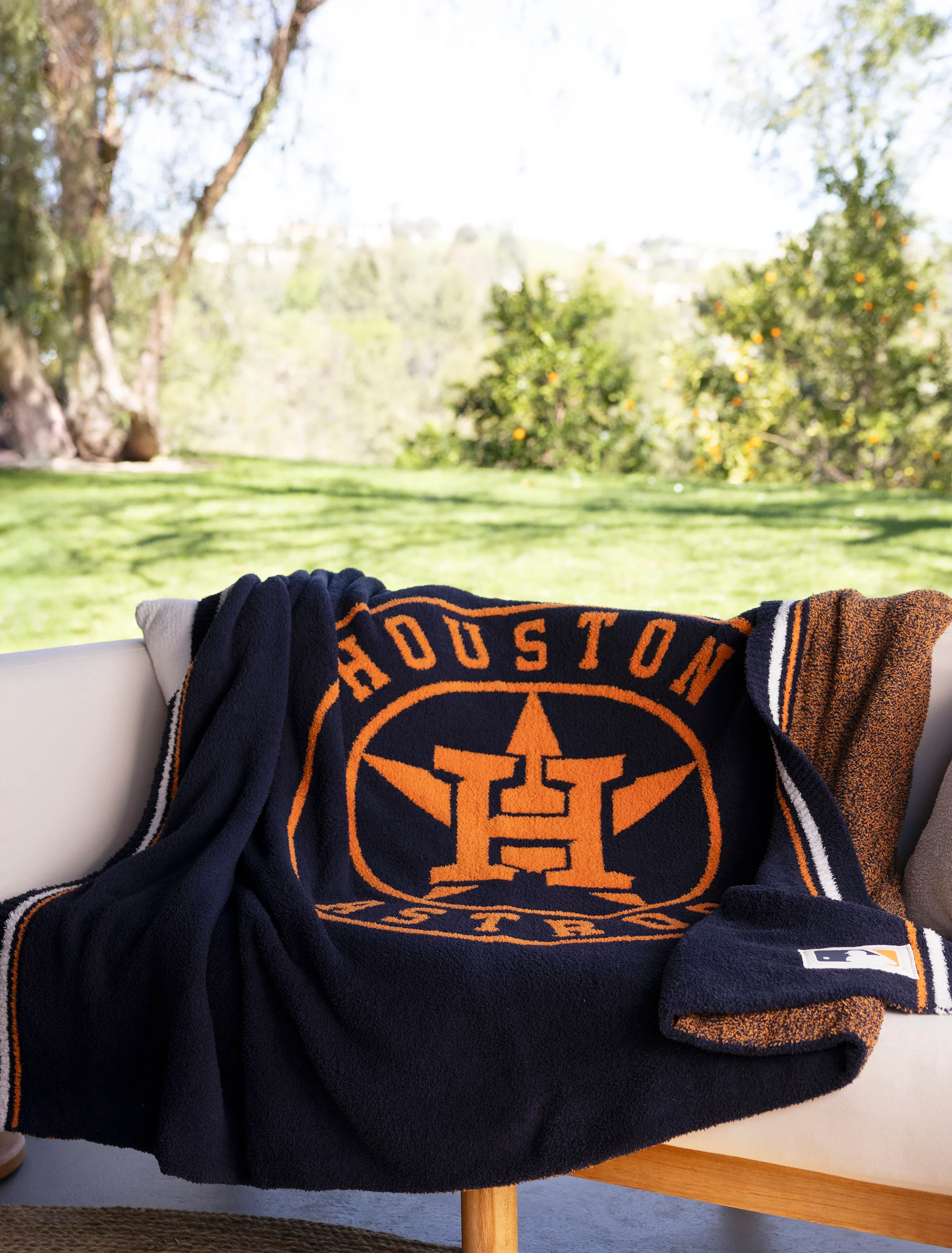CozyChic® Houston Astros™ Throw - Image 5