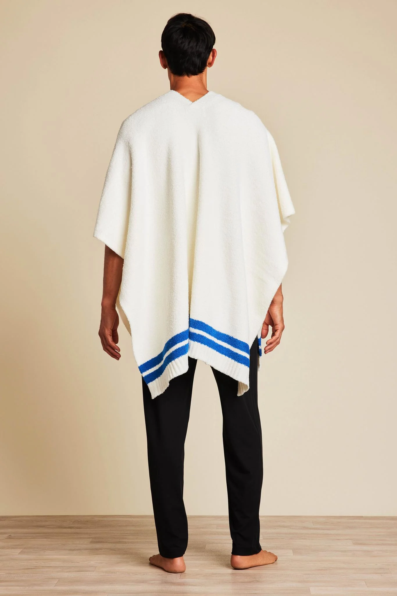 CozyChic® Los Angeles Dodgers™ 3 in 1 Poncho - Image 3