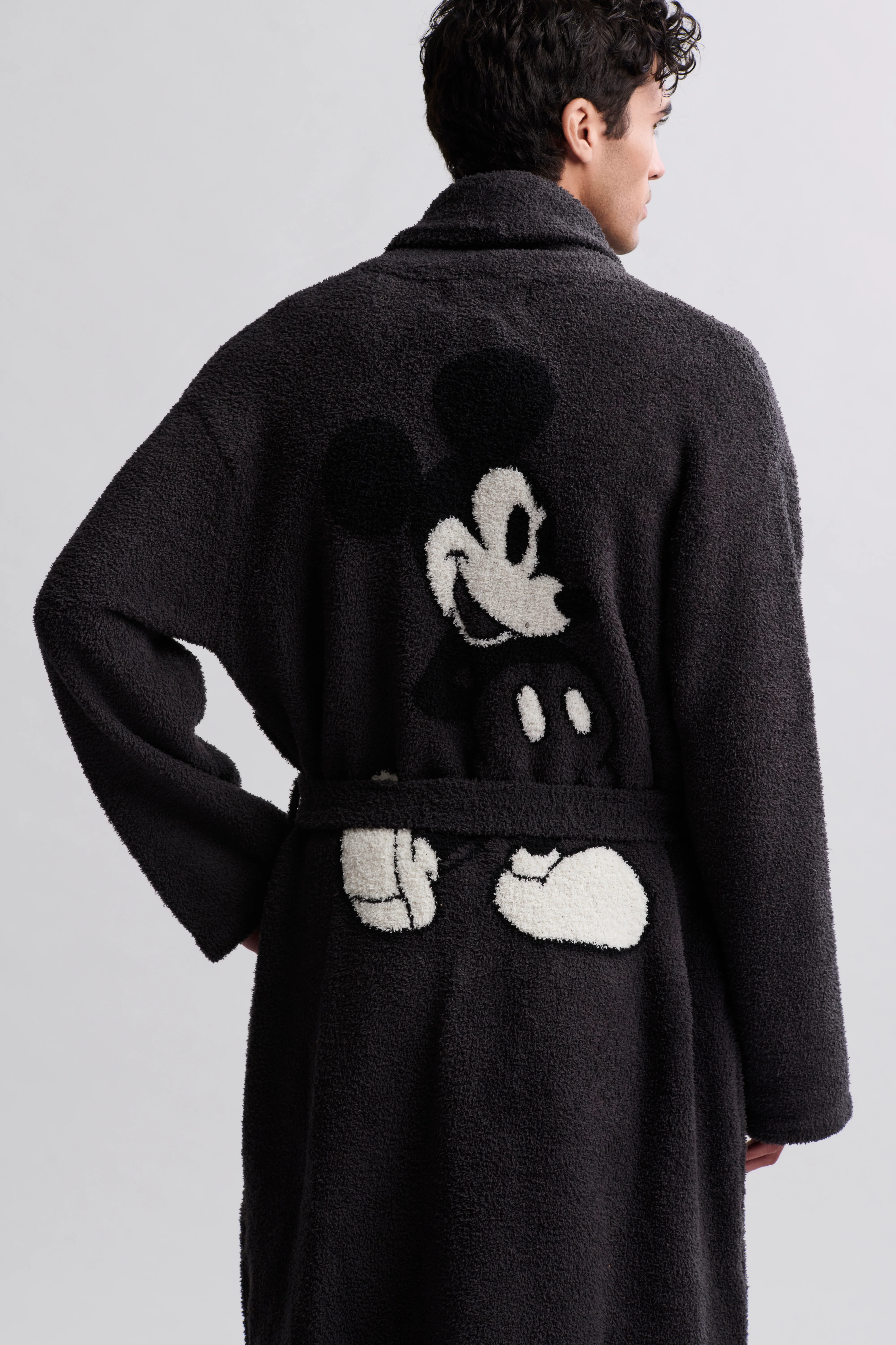 CozyChic® Disney Classic Mickey Mouse Icon Robe - Image 5