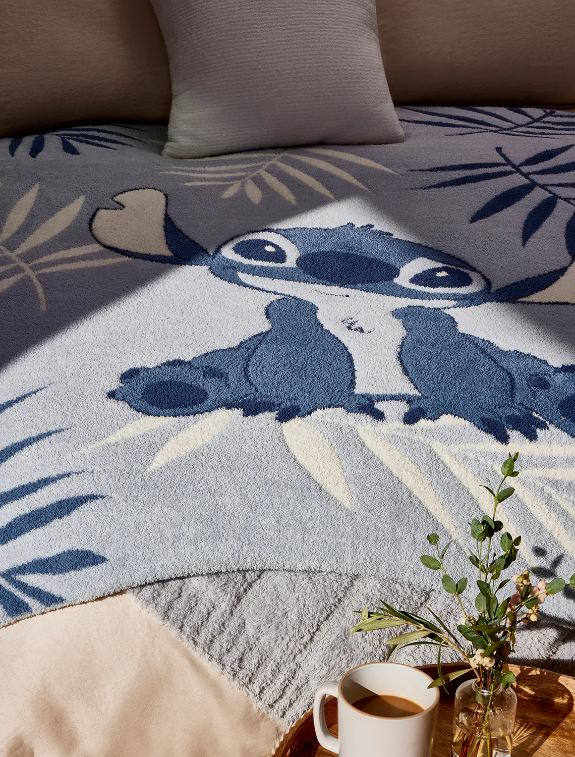 CozyChic® Disney Stitch Blanket - Image 6
