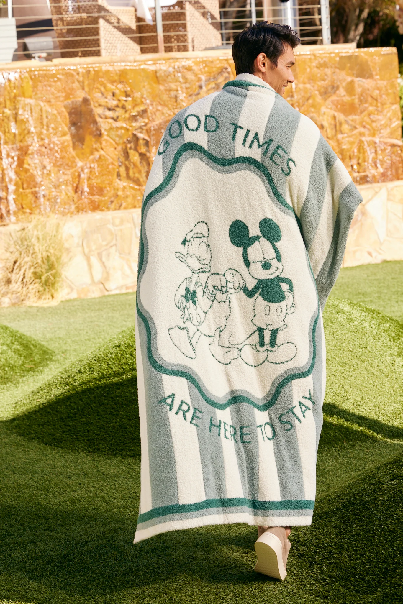 CozyChic® Disney Mickey And Donald Stripe Blanket - Image 6