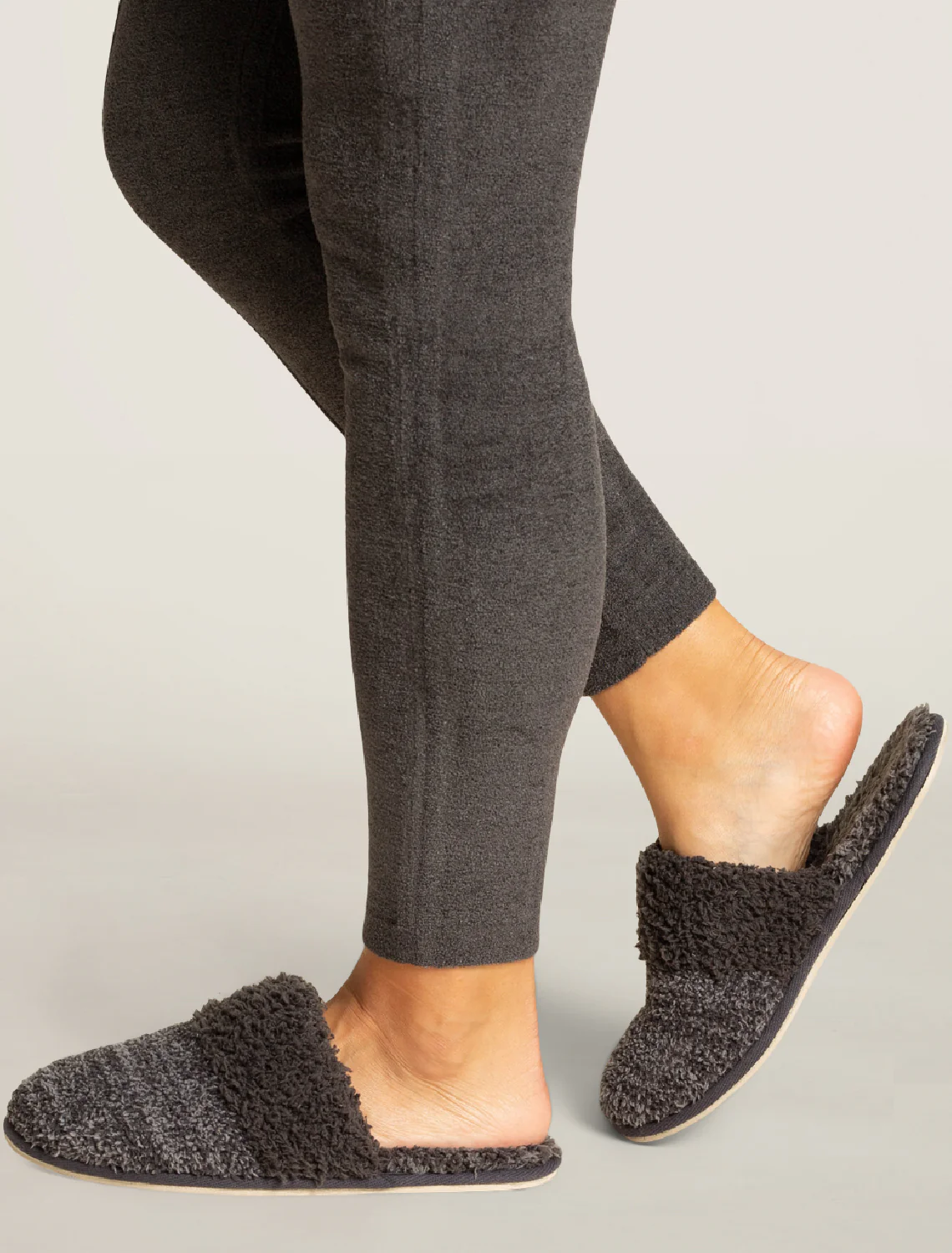CozyChic® Women's Malibu Slipper - Image 3