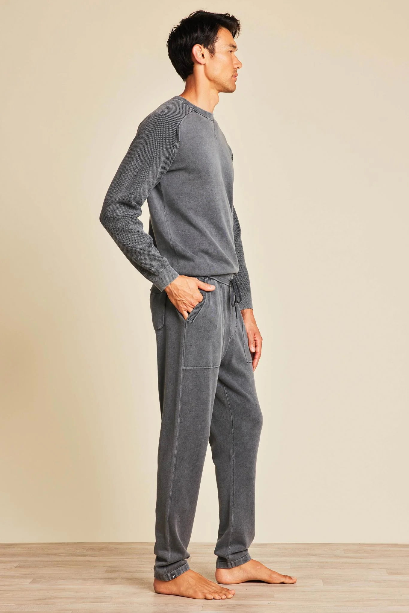 Sunbleach Jogger - Image 5