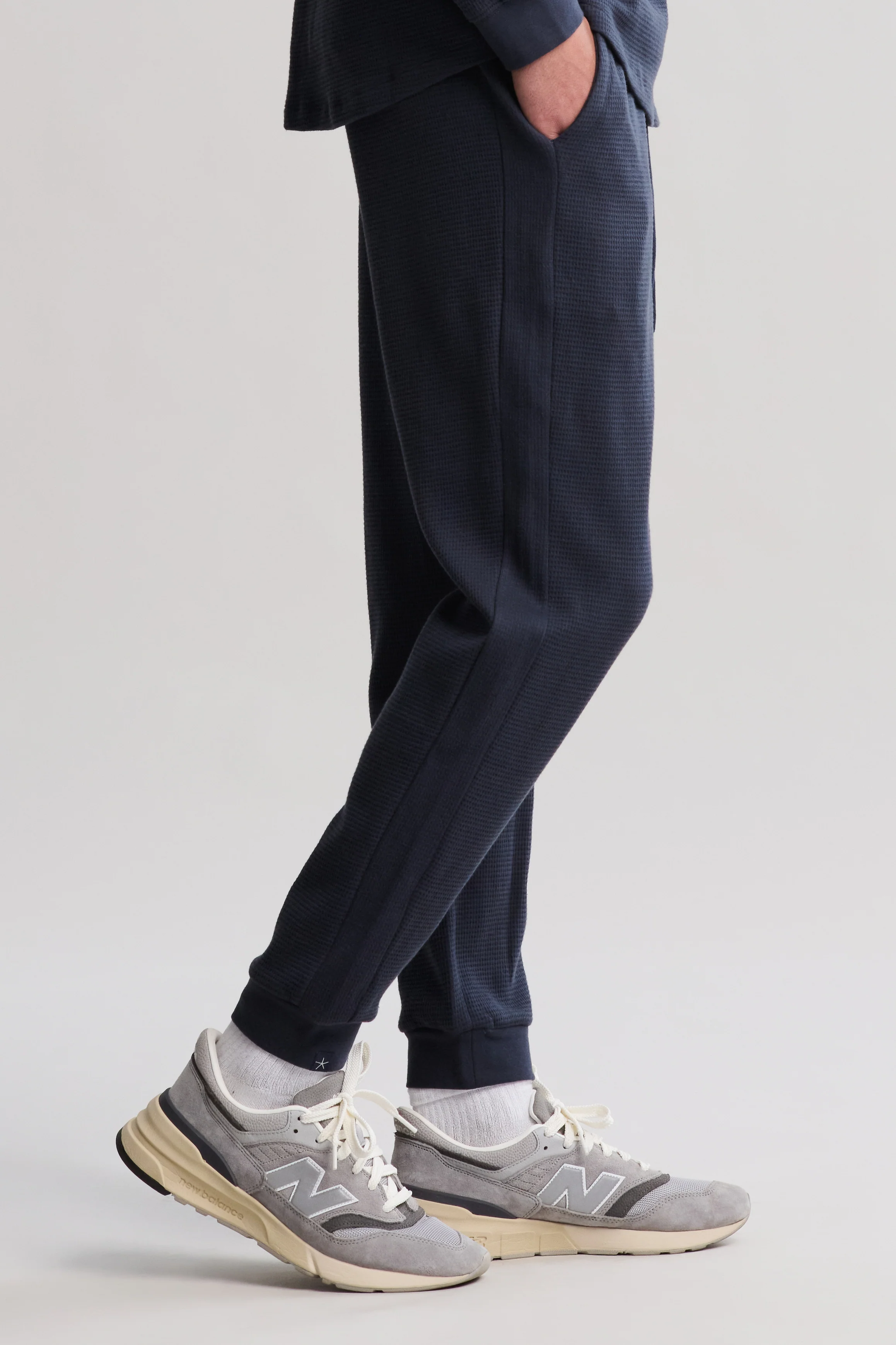 Waffle Thermal Jogger - Image 2
