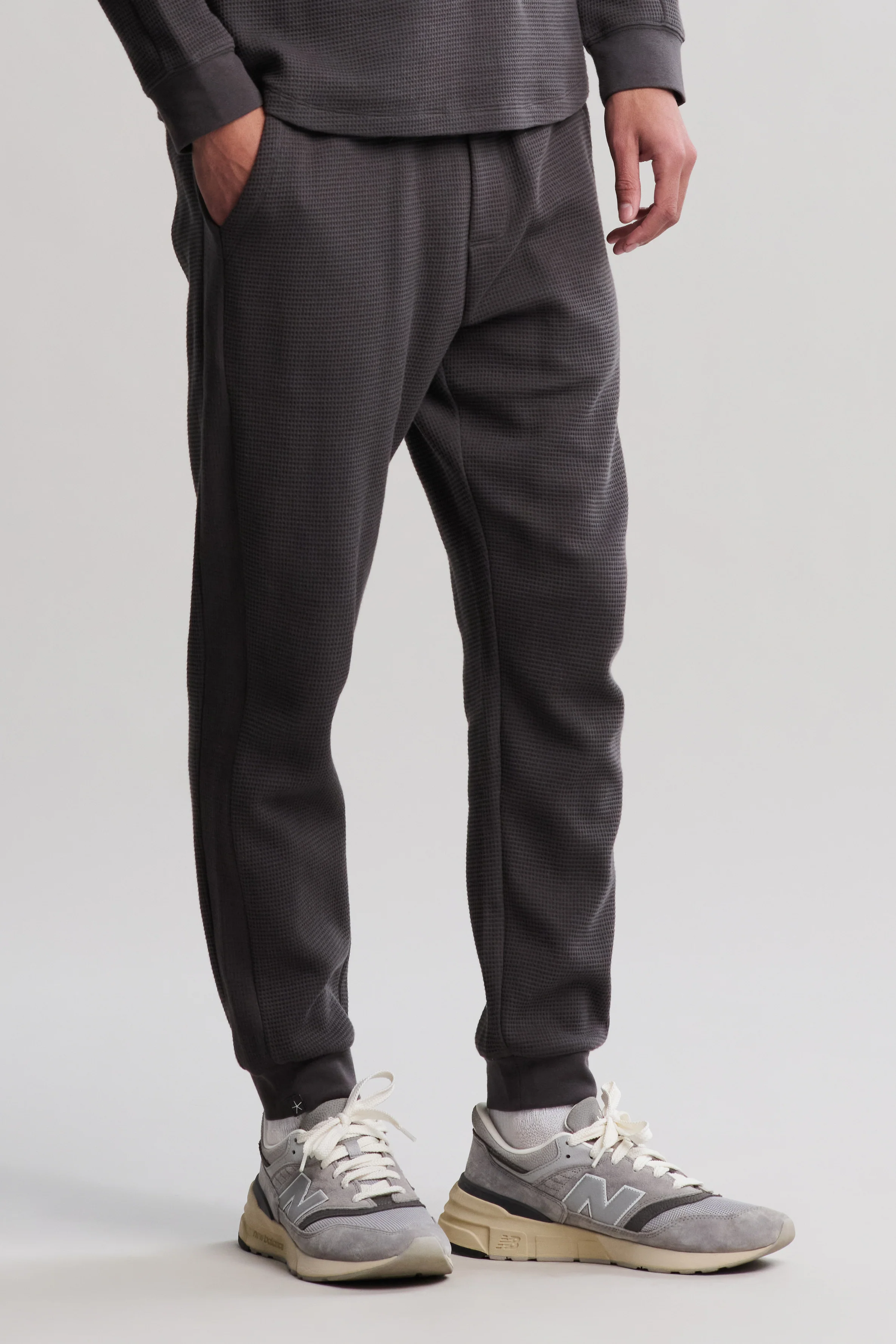 Waffle Thermal Jogger - Image 5