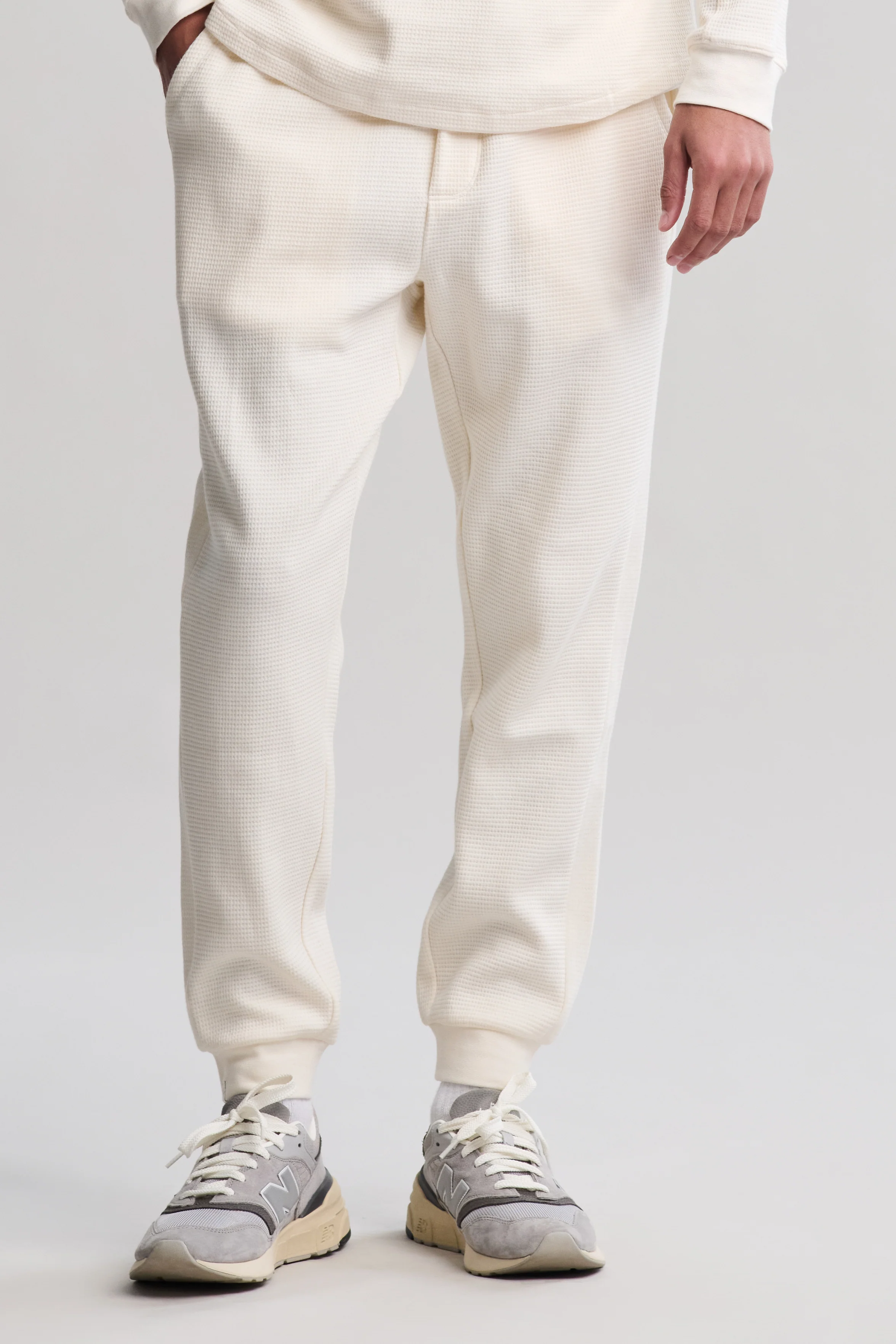 Waffle Thermal Jogger - Image 7