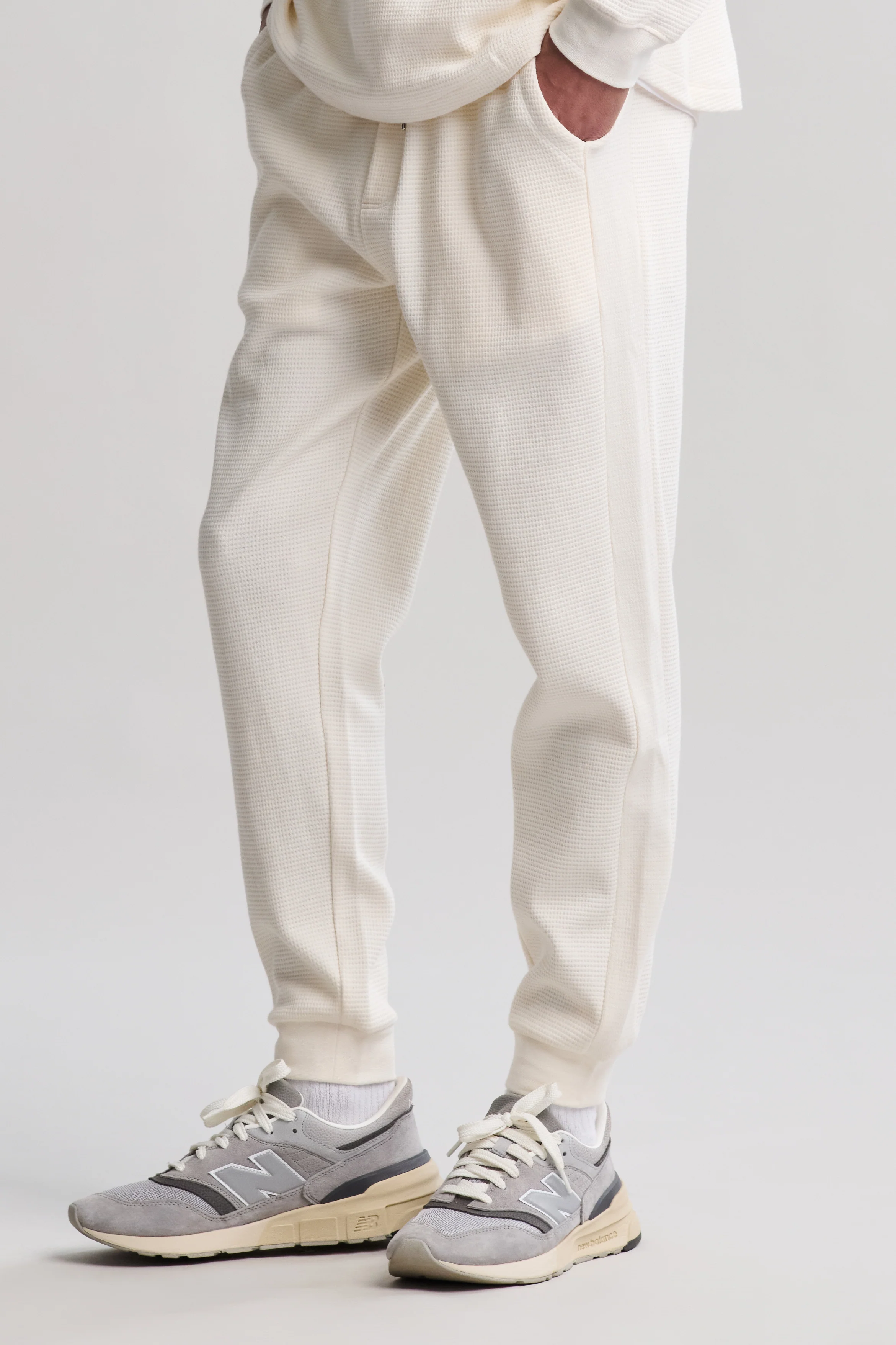 Waffle Thermal Jogger - Image 8